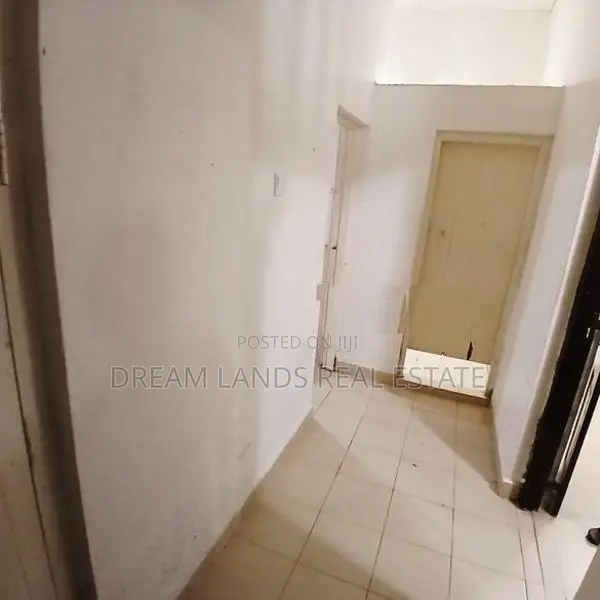 single storied colonial house on rent Borella