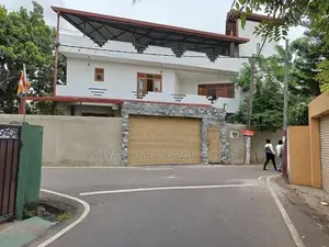Luxury House For Sale in Nadimala