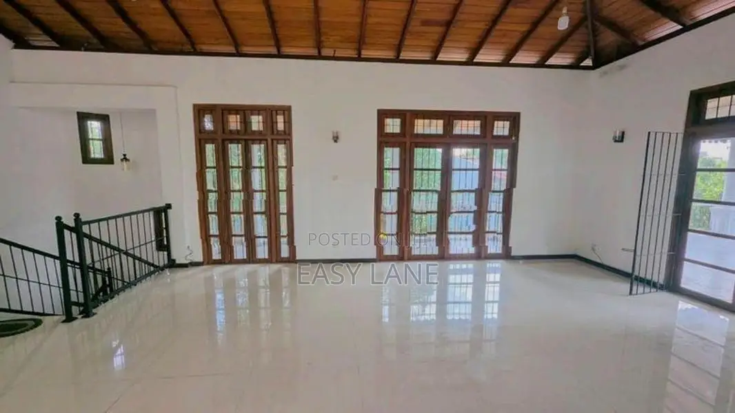 🏡 අතුරුගිරිය Town එක මැදින් අංගසම්පූර්ණ දෙමහල් නිවසක් / SA 14199