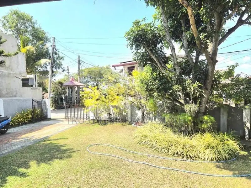 Two Story House For Sale In Enderamulla Wattala