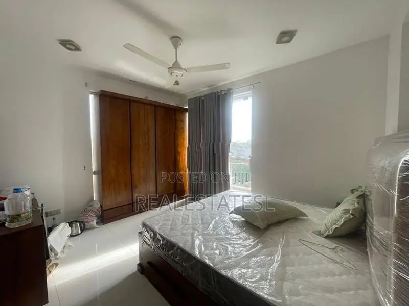 Luxury Furnished 3 bed 1700 Sqft Spacious Apartment for rent at Col-5