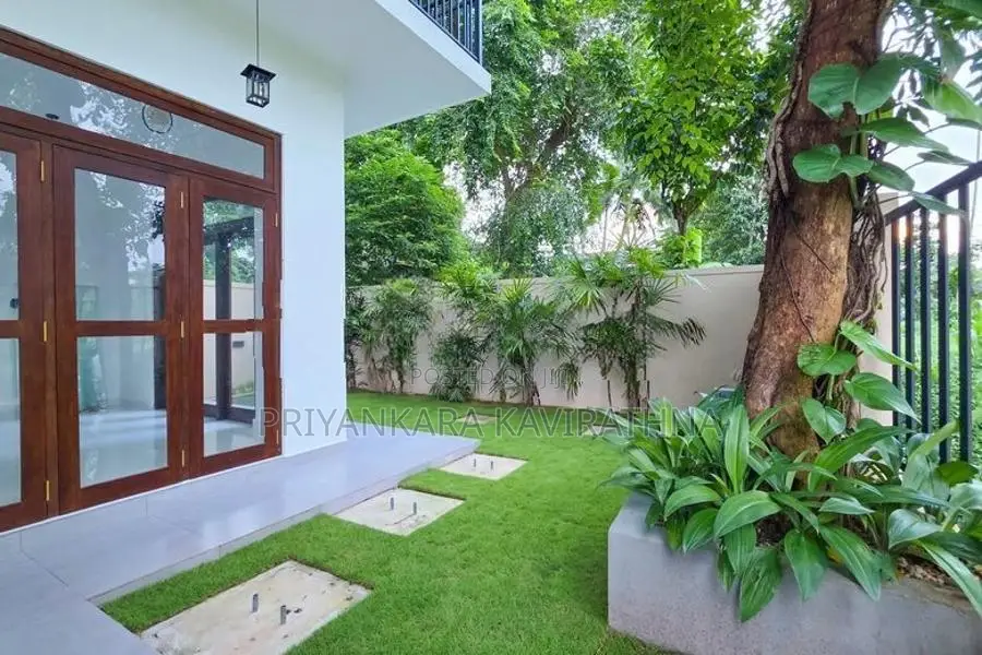 Luxury House For Sale in Pannipitiya
