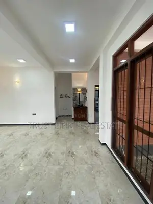 Three Story Brand New House For Sale In Enderamulla Wattala