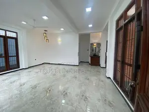 Three Story Brand New House For Sale In Enderamulla Wattala