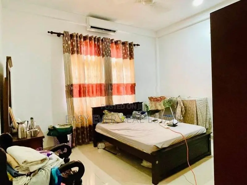 කාපට් පාරට මුහුණලා අංගසම්පූර්ණ නිවසක් / KK 8340