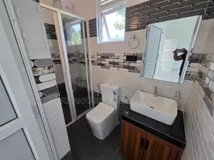 11 Perches - Mordern 2 Storied Luxury House in Kasbawa