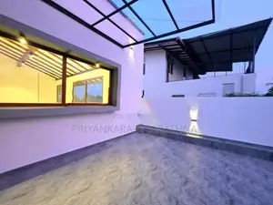 Luxury House For Sale in Piliyandala With 11.5 Prches