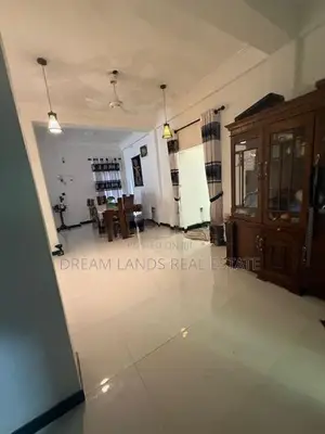 Stand a lone newly build house for sale in Dunuwilla kandy