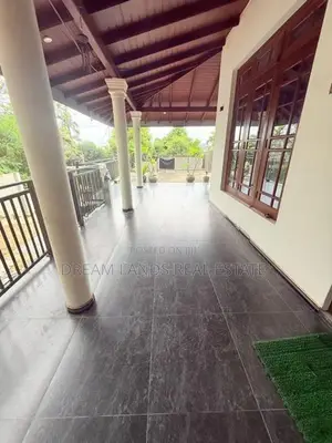 Stand a lone newly build house for sale in Dunuwilla kandy
