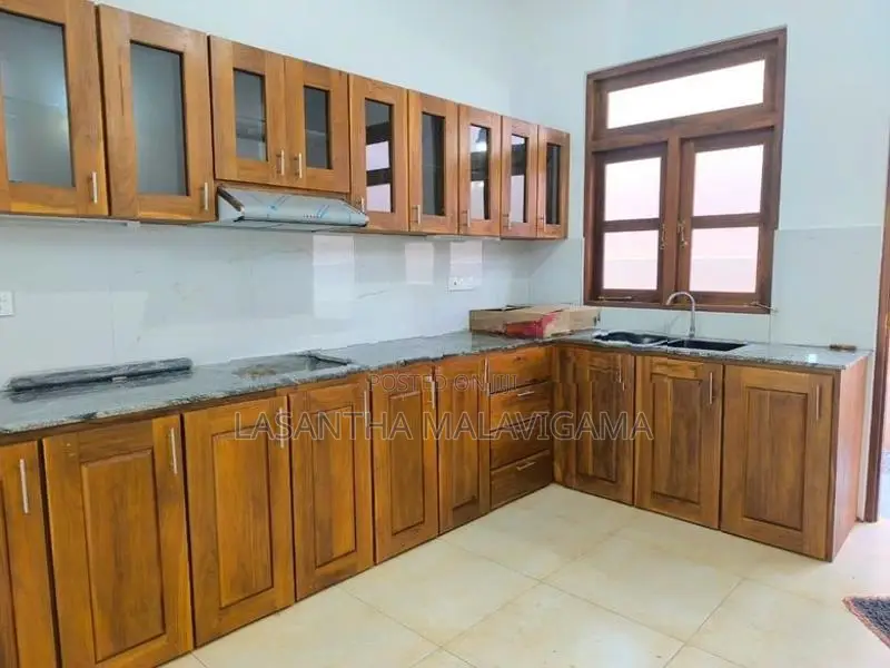 Brand New Single Storey House for Sale in Athurugiriya