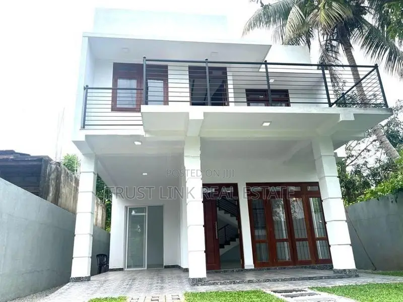 BRAND NEW 02 STOREY HOUSE FOR SALE IN JA ELA Ekala
