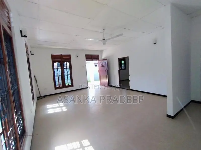 අලුතින්ම ඉදිකරන ලද වටිනා දෙමහල් නිවසක් කොට්ටාවෙන් විකිනීමට(kk810)