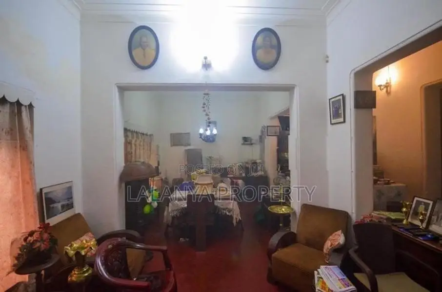 8.8 Perch 2 Story Unit House For Sale In Colombo 5 CVVV-A2