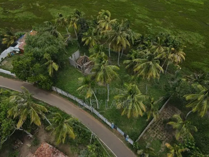 🌊 තංගල්ල සංචාරක පුරවරයෙන් අඩක් නිම කල විලා එකක් / SA 13141