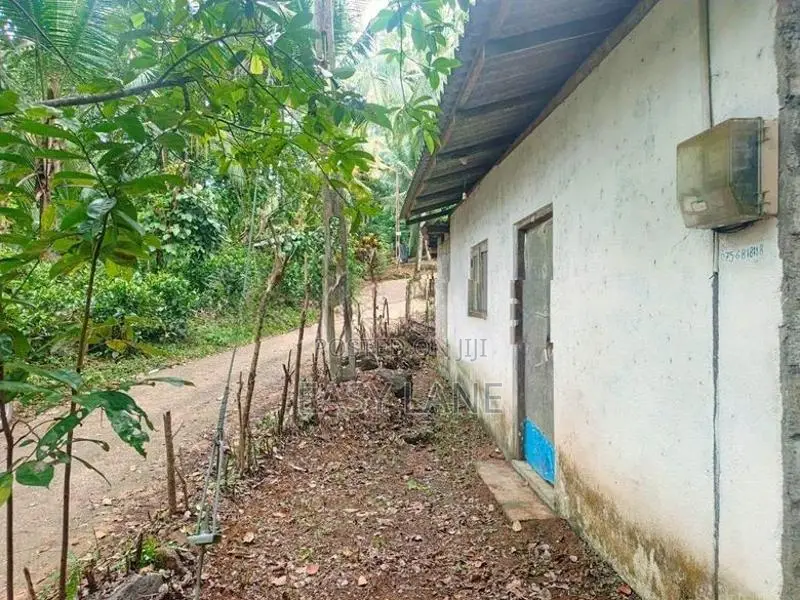 House for sale in Nittambuwa / SA 15432