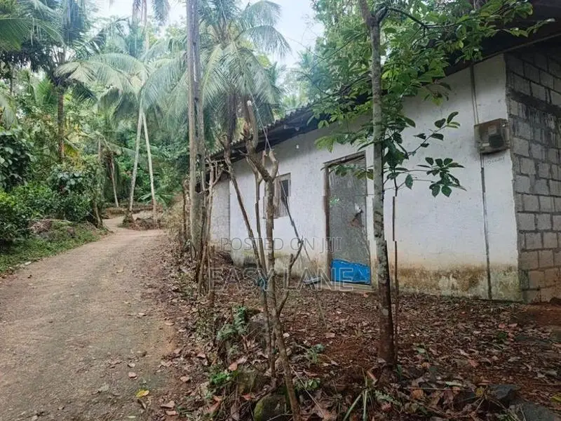 House for sale in Nittambuwa / SA 15432
