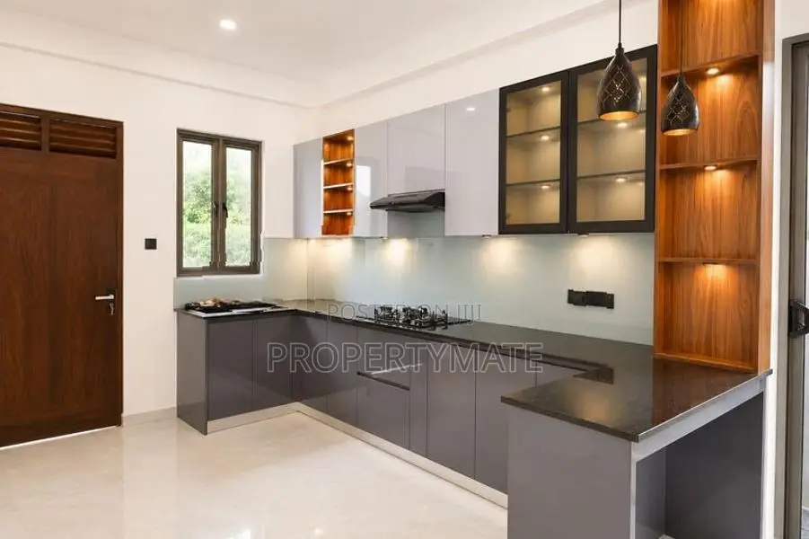 BRAND NEW THREE STOREY HOUSE FOR SALE IN PANNIPITIYA KOTTAWA