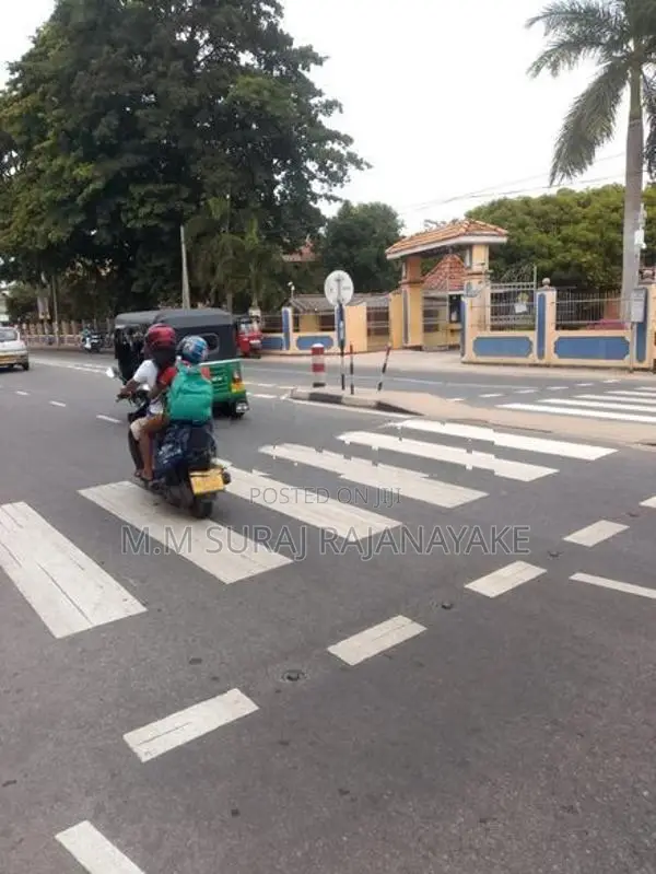 වෙන්නප්පුව ටවුමට නුදුරින් වටිනා ඉඩමක් විකිණීමට ඇත