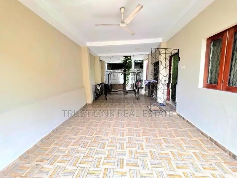 Single Story House For sale In Wattala