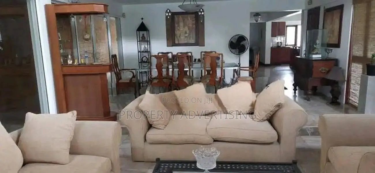 Luxury villa for rent in kotte