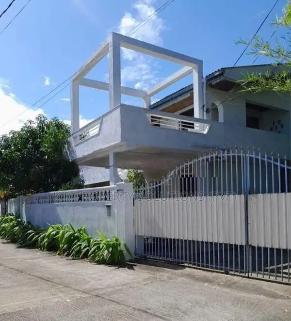 3 storied House for sale near panadura town