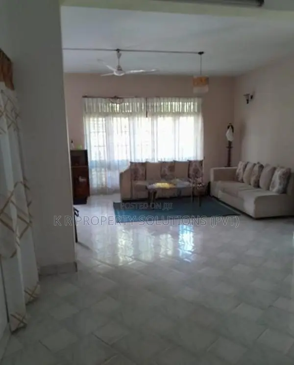 3 storied House for sale near panadura town