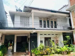matugama 2 Story House For Rent