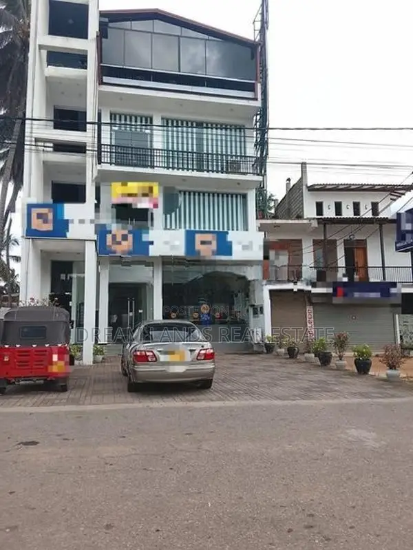 COMMERCIAL BUILDING FOR SALE IN YAKKALA (SP1290)