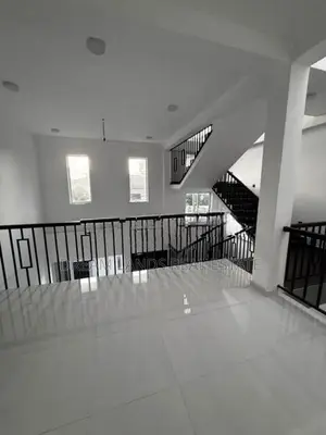Two-storey stand alone house for rent kottawa