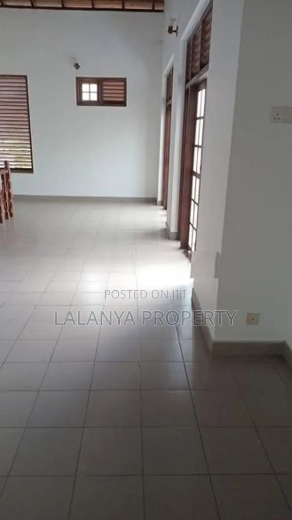 10 Perch 2 Storey House for Sale in Hokandara CVVV-A2