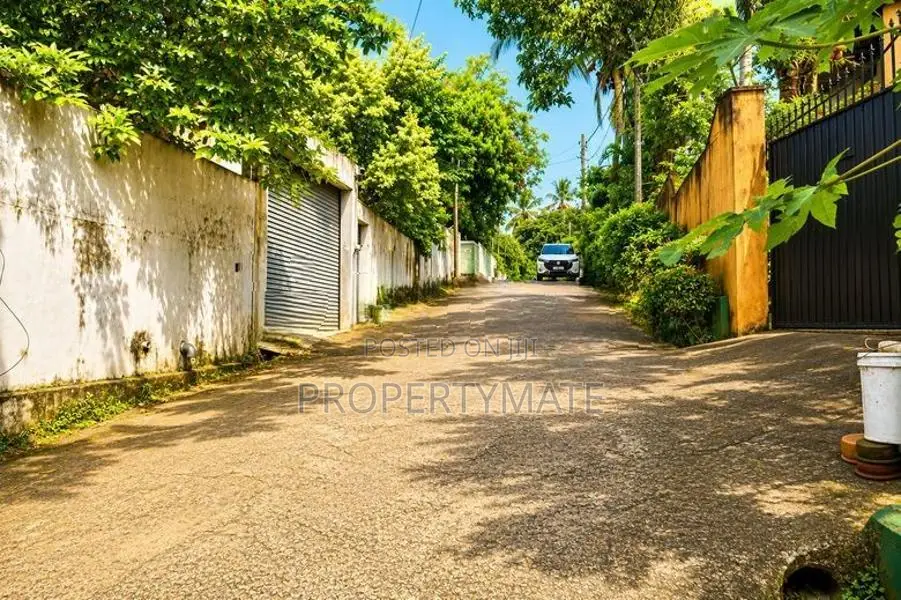 Prime Residential Land for Sale Malabe, Kahanthota Road