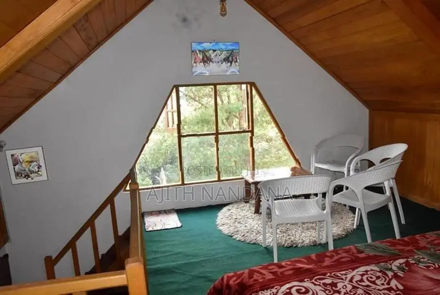 2 Bedroom Holiday Home