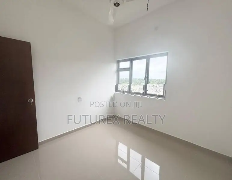 CANTEBURY GOLF GARDEN 3 BR APARTMENT FOR SALE IN PILIYANDALA