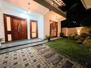 Luxury House For Sale in Gonapola