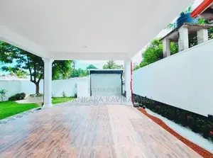 15 Perches - Luxury House For Sale in Kasbawa
