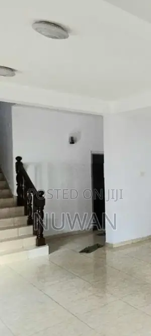 ( 56R385) 2 Storied stand along house in Colombo 05