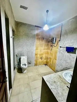 Malabe Lake Road 05 Bed Room House for Rent