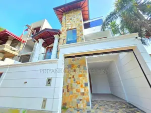 House For Sale in Piliyandala