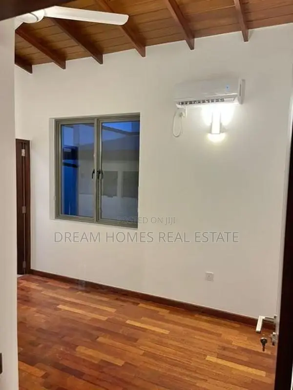 Ultra Luxury Living at Clover Villas – Prime Signature Home