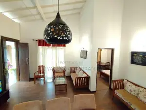 පදිංචි වී සිටින නවීන පන්නයේ තනිමහල් නිවස විකිනීමට - පොල්ගස්ඕවිට