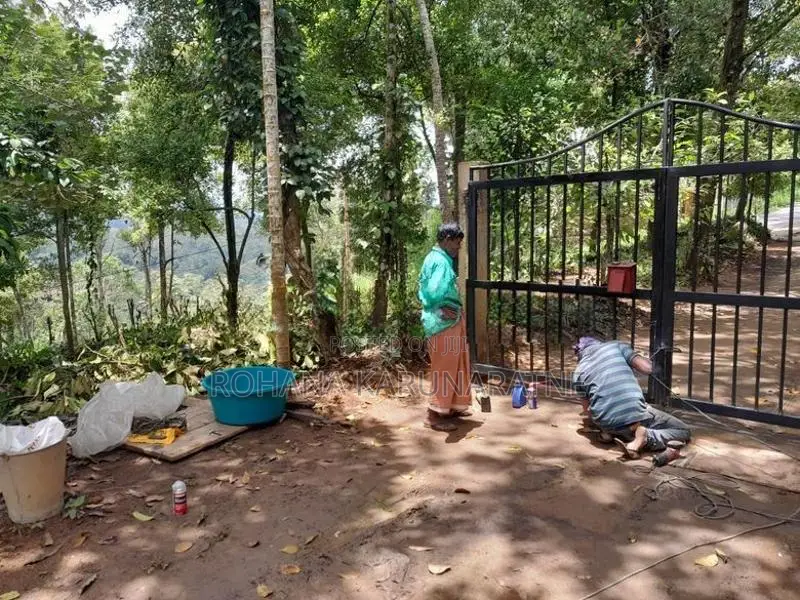 Land with House for Sale Gampola