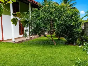 Gampaha Two Storey House for Sale (SSPH-400)