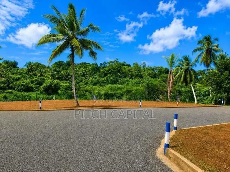 Luxury Land in Kalutara