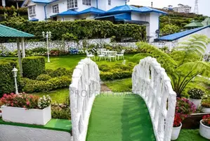 Antique colonial bungalow and boutique hotel for sale in Nuwara Eliya