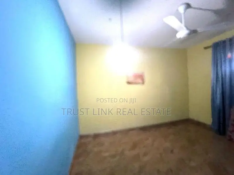 House for Sale in Ekala: Executive Home Just 10 Minutes from Ja-Ela