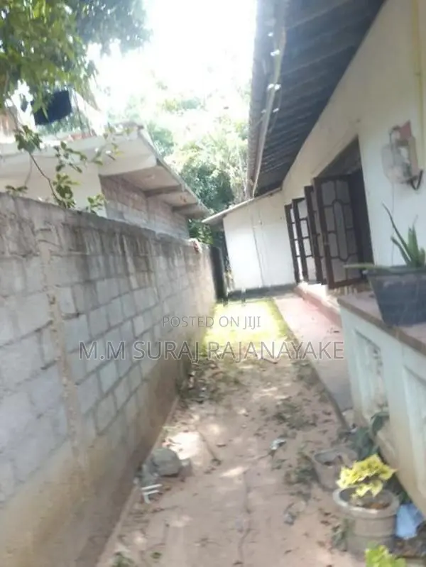 රද්දොලුව - මුතුවාඩියෙන් නිවසක් විකිණීමට ඇත