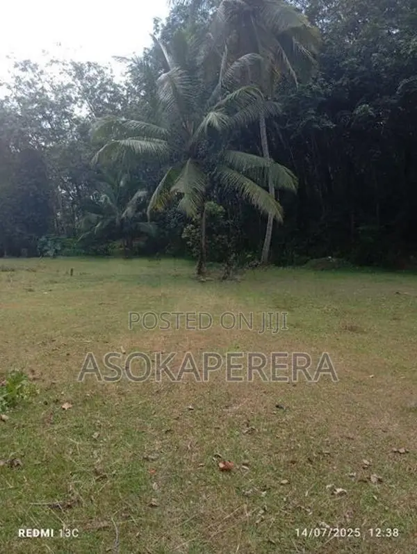Kahathuduwa Land for Sale