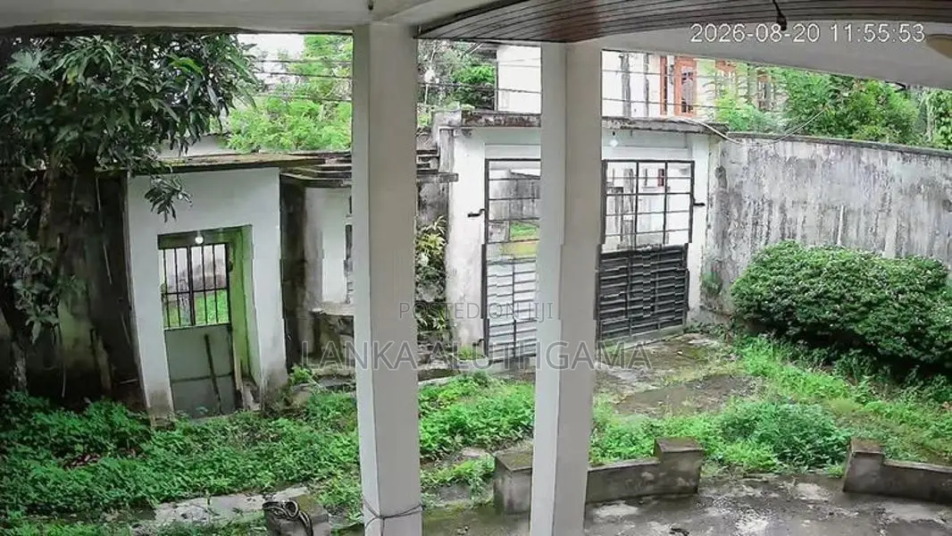Kahathuduwa Unfinished 3Story House for Sale With Land 10.2 Perches