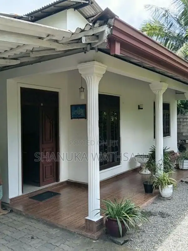 House for Sale Veyangoda