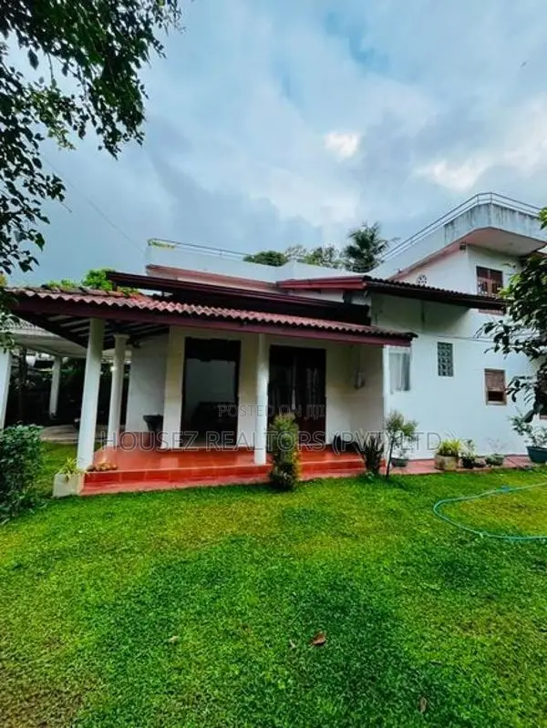 4-Bedroom House for Sale – Thalwatta, Biyagama